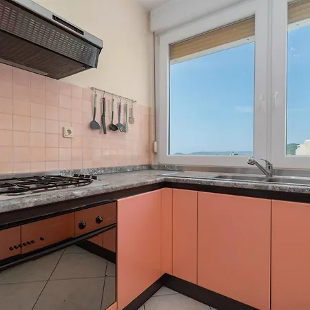 Luxury Overlooking The Apartmán Split