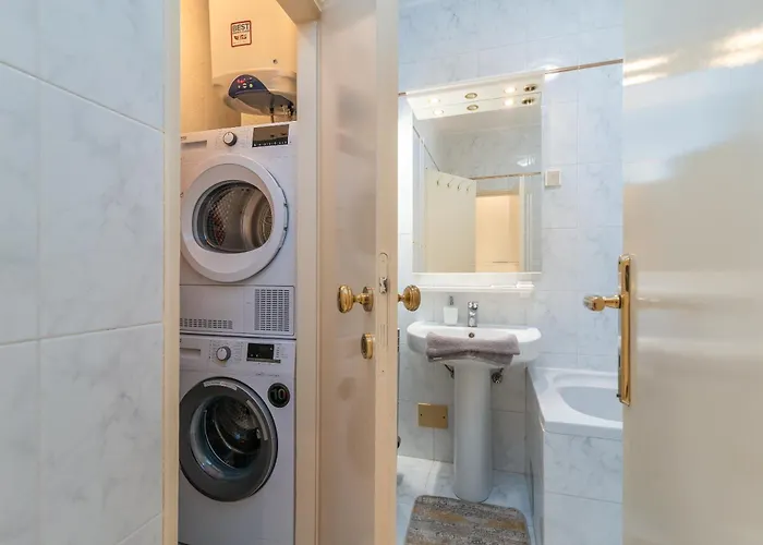 Apartamento Luxury Overlooking The *