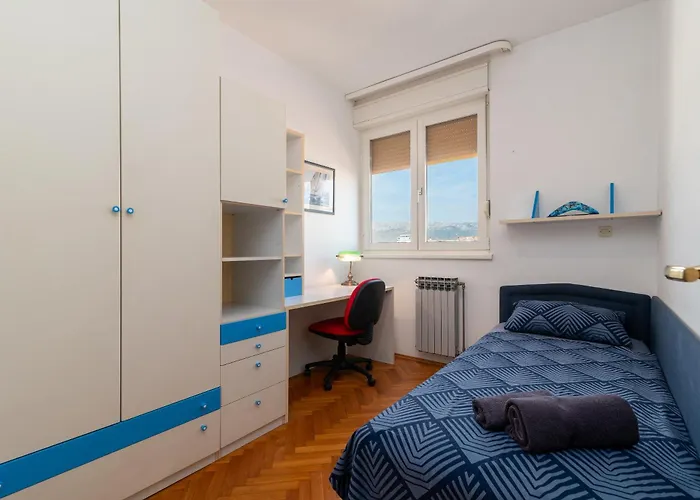 Luxury Overlooking The * Split